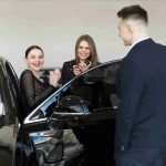 Rent a Car in Dubai – The Perfect Choice for Tourists and Leisure Seekers